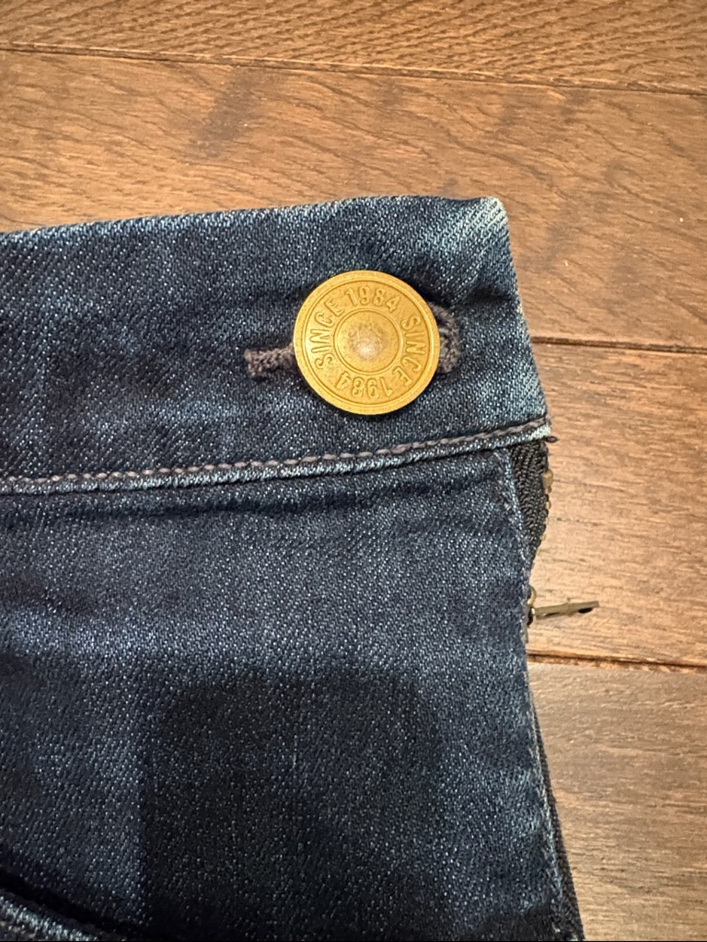 Uniqlo High Rise Skinny Side Hip Zipper and Ankle Zip Jeans Dark Wash Size 26 - Picture 4 of 14